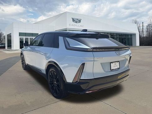 Certified 2026 Cadillac Lyriq Premium Sport AWD/4WD image 6