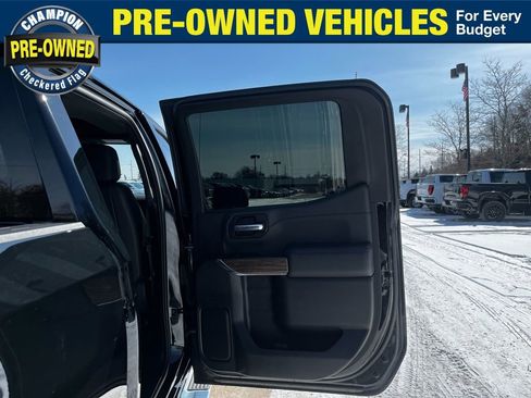 Used 2019 Chevrolet Silverado 1500 High Country image 32