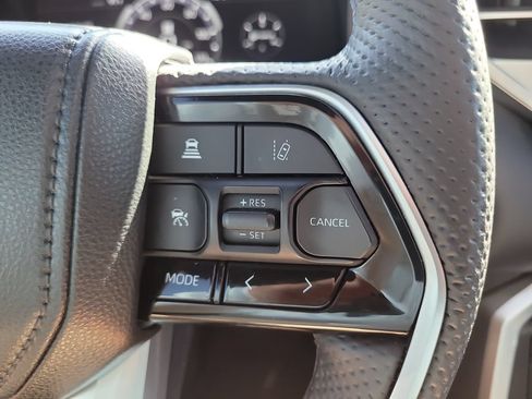 Used 2024 Toyota Tundra Platinum RWD image 32