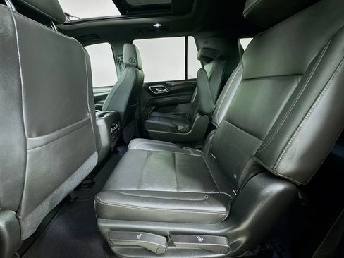 Used 2021 Chevrolet Tahoe LT w/ LT Signature Package RWD image 30