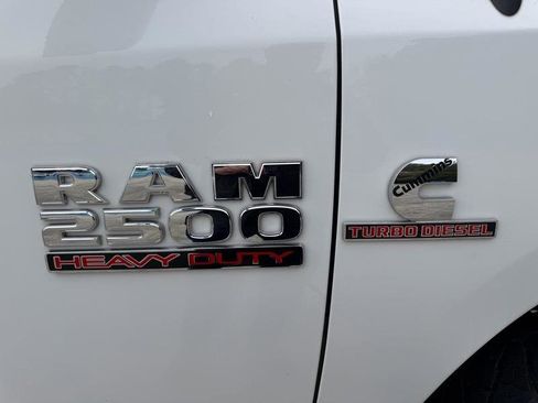 Used 2017 RAM 2500 SLT w/ Luxury Group image 33