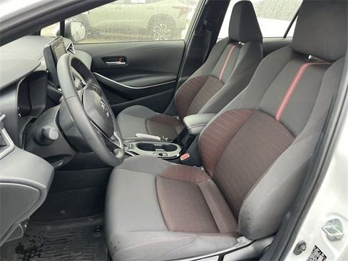 Used 2023 Toyota Corolla SE image 11