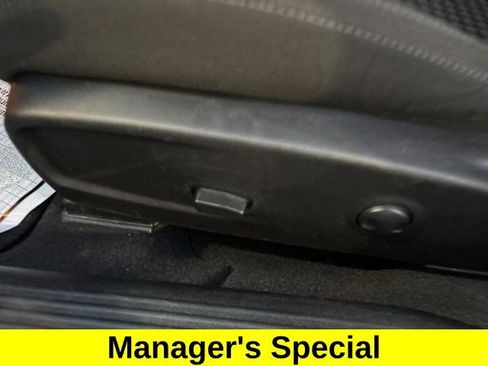 Used 2023 Dodge Challenger SXT image 12