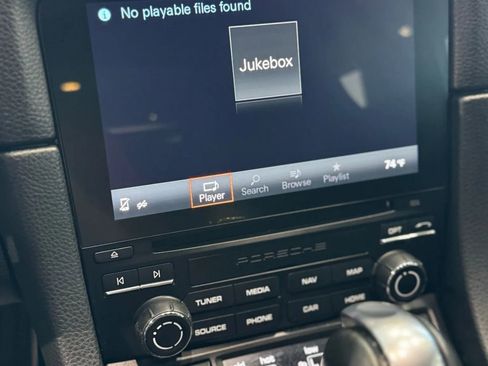 Used 2018 Porsche 718 Cayman GTS image 11