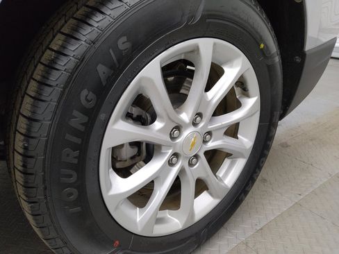 Used 2020 Chevrolet Equinox LS w/ LS Convenience Package image 31