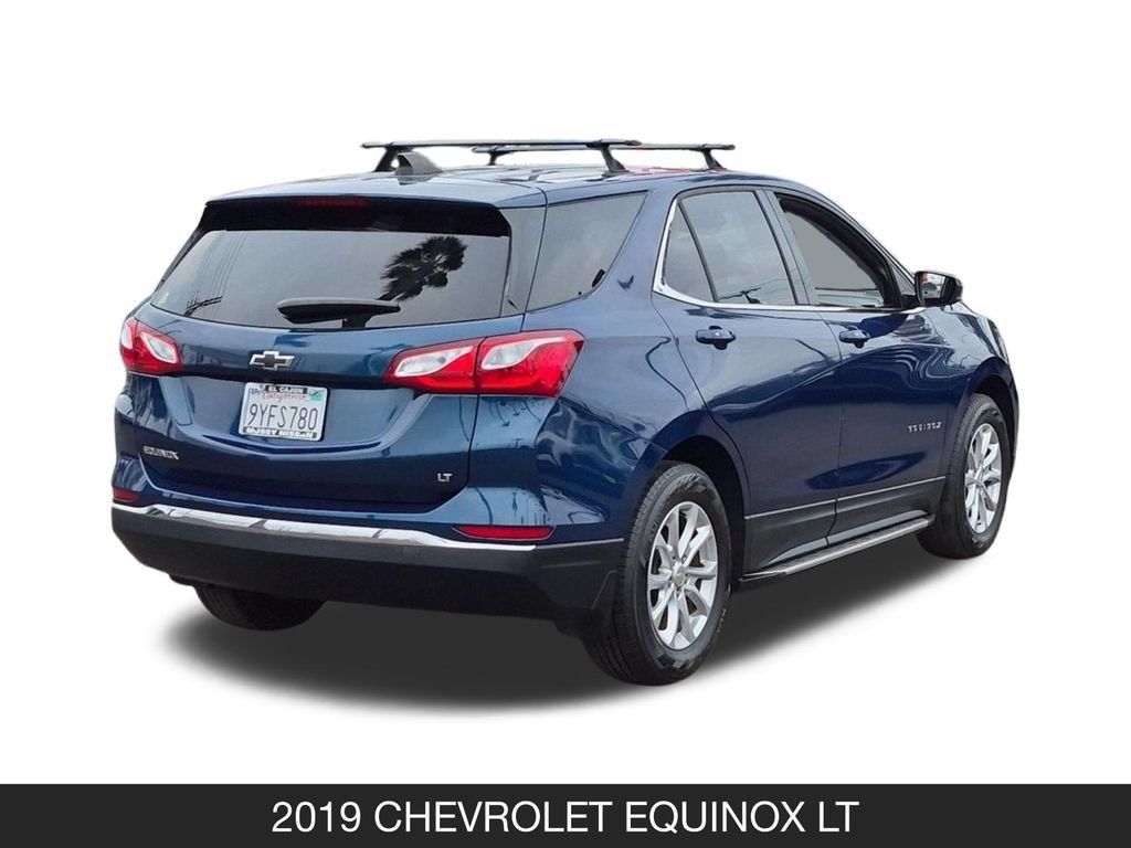 Used 2019 Chevrolet Equinox LT w/ LPO, Hit The Road Package FWD image 9
