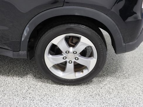 Used 2017 Honda HR-V LX image 10