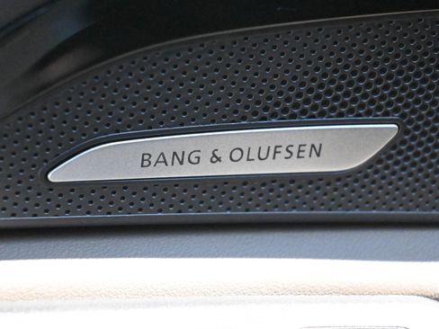 Used 2025 Audi Q5 Premium Plus image 31