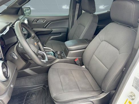 Certified 2024 Chevrolet Colorado LT w/ LT Convenience Package II AWD/4WD image 5