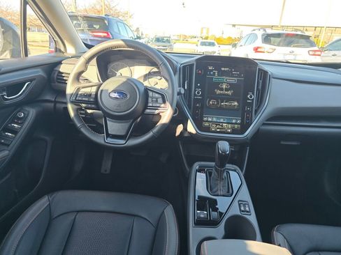Used 2024 Subaru Crosstrek 2.5i Limited w/ Crosstrek Mirror Package image 15