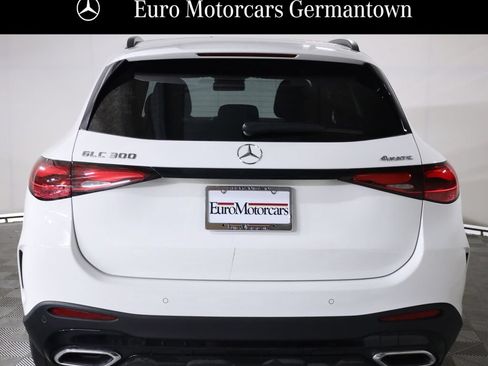 Used 2023 Mercedes-Benz GLC 300 4MATIC w/ AMG Line image 5