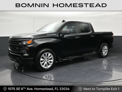 Used 2022 Chevrolet Silverado 1500 Custom RWD image 1