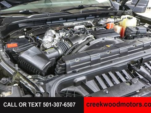 Used 2024 GMC Sierra 2500 Denali Ultimate AWD/4WD image 18