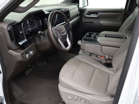 Used 2024 GMC Sierra 1500 SLT image 23
