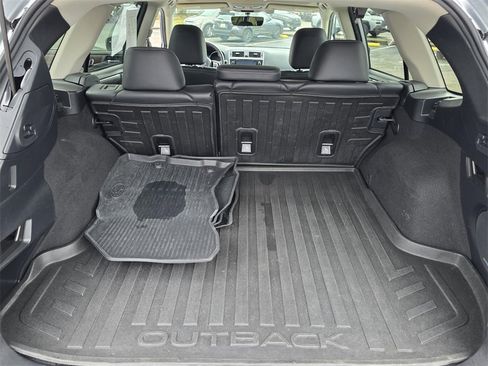 Used 2019 Subaru Outback 2.5i Limited image 16