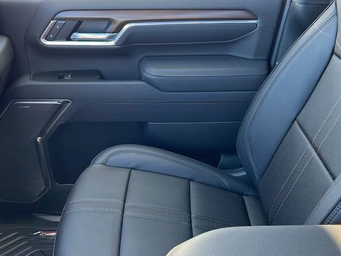 New 2026 Chevrolet Silverado 2500 High Country w/ High Country Premium Package AWD/4WD image 23