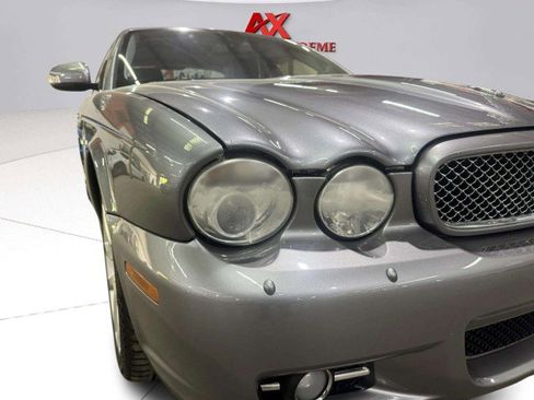 Used 2008 Jaguar XJ8 RWD image 13