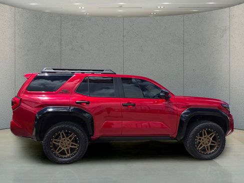 Used 2025 Toyota 4Runner TRD Off-Road Premium AWD/4WD image 2