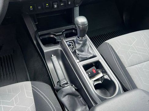 Certified 2023 Toyota Tacoma TRD Off-Road w/ Technology Package image 19