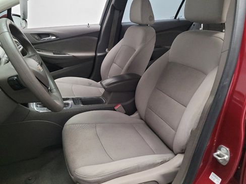 Used 2018 Chevrolet Cruze LT w/ Convenience Package image 17