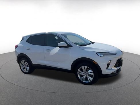 Used 2026 Buick Encore GX Preferred FWD image 2