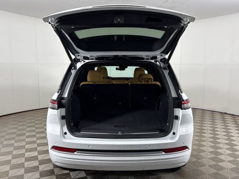 Used 2026 Jeep Grand Cherokee Summit w/ Adv Protech Group IV AWD/4WD image 23