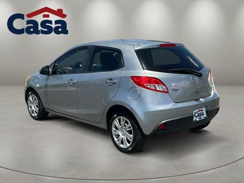 Used 2011 MAZDA MAZDA2 Sport FWD image 4