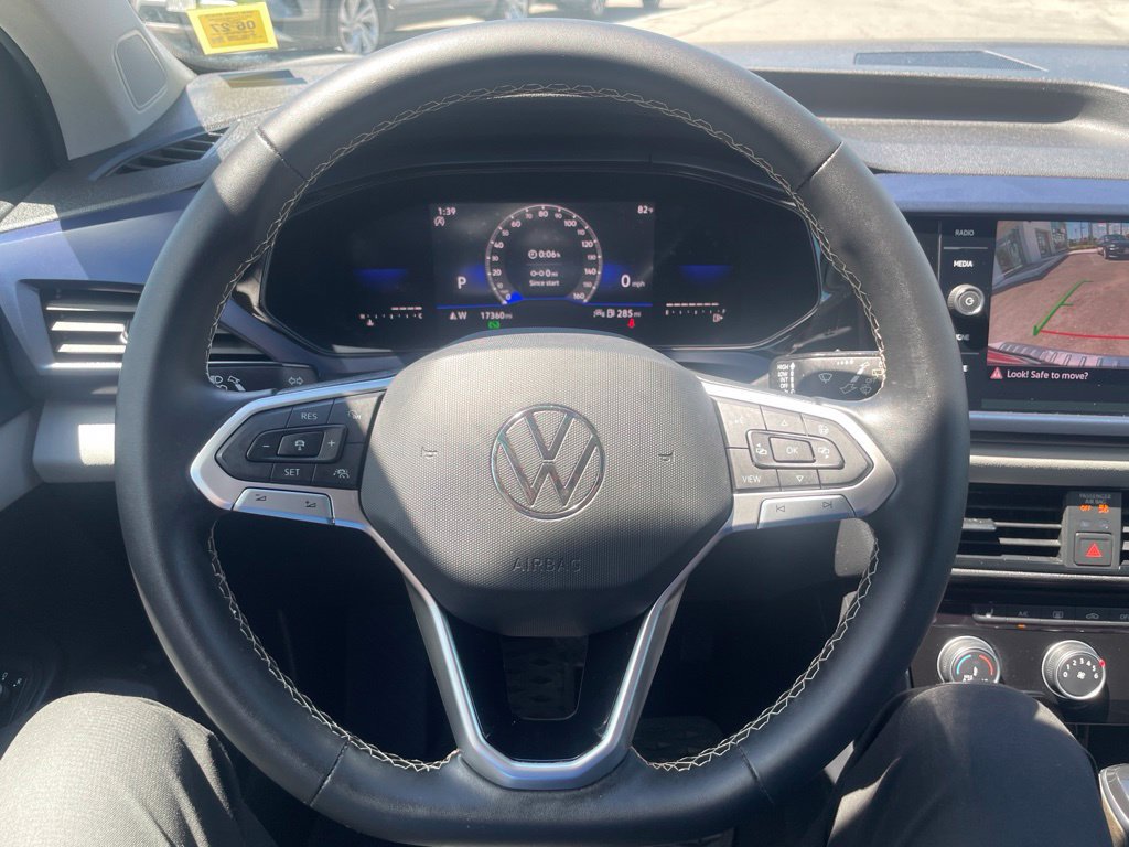 Certified 2023 Volkswagen Taos SE FWD image 25