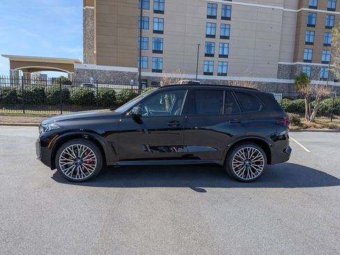 New 2026 BMW X5 xDrive40i w/ M Sport Package AWD/4WD image 6