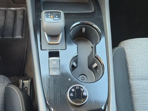 Used 2023 Nissan Rogue SV AWD/4WD image 25
