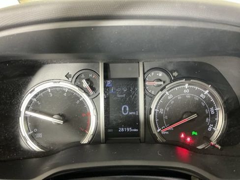 Used 2023 Toyota 4Runner Limited AWD/4WD image 19