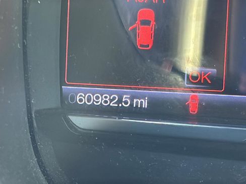 Used 2013 Ford Taurus SEL image 27