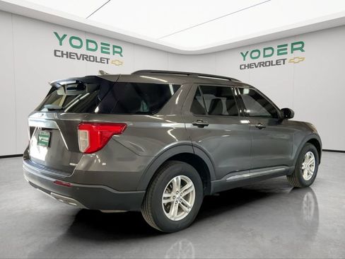 Used 2020 Ford Explorer XLT w/ Equipment Group 202A AWD/4WD image 7