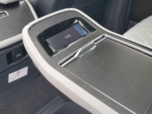 New 2025 Lincoln Navigator L Black Label image 30