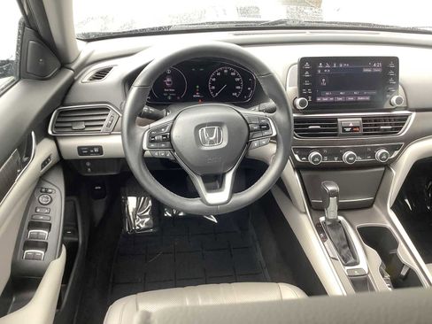 Certified 2019 Honda Accord EX-L image 10