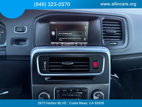 Used 2015 Volvo S60 T5 Premier image 11