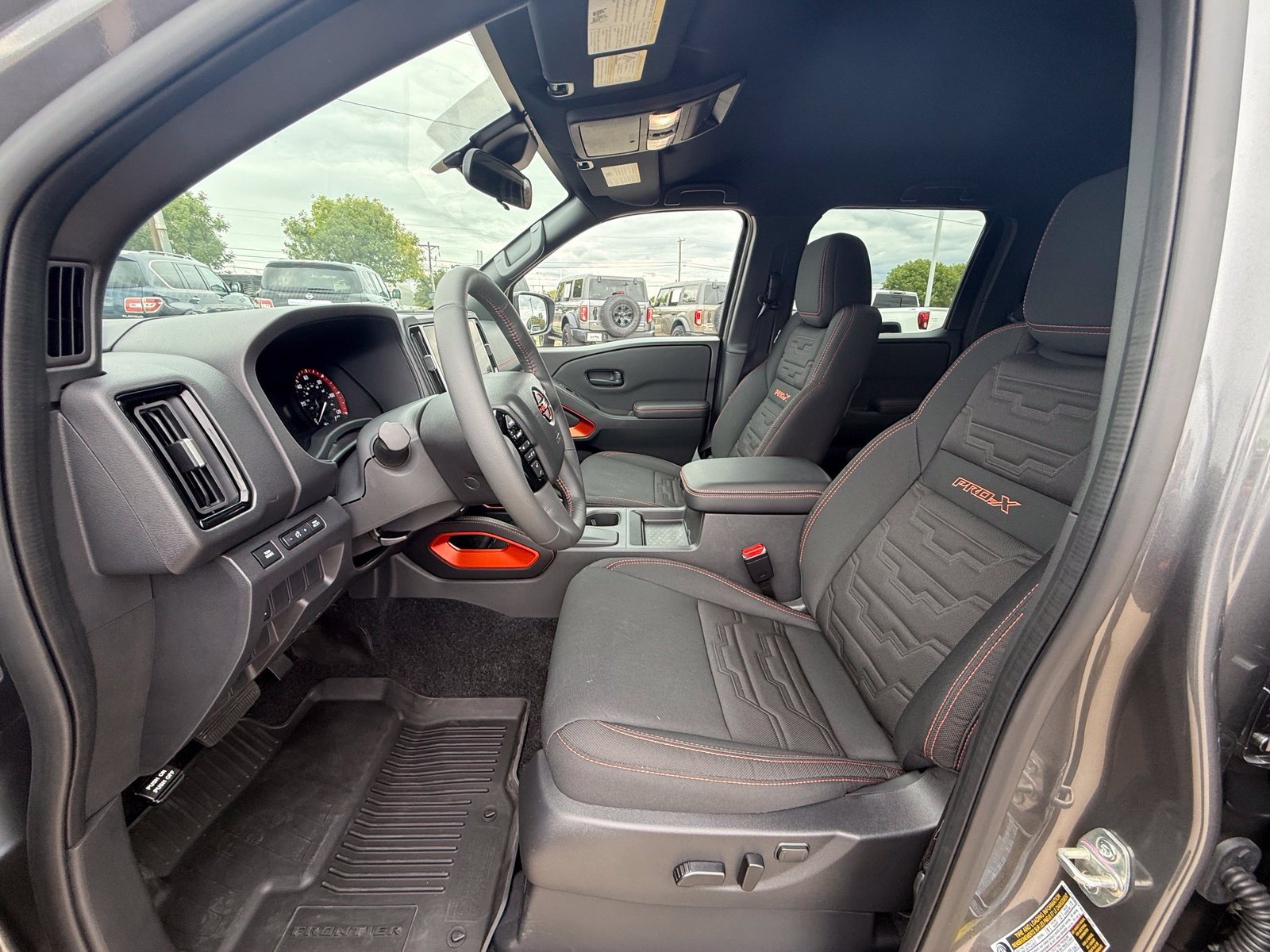 Certified 2026 Nissan Frontier Pro-X w/ Tow Package RWD image 13