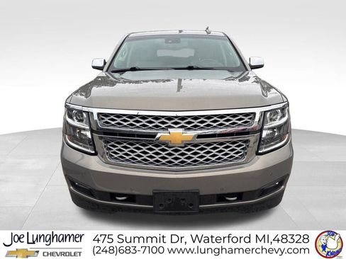 Used 2017 Chevrolet Suburban LT w/ LT Signature Package image 29