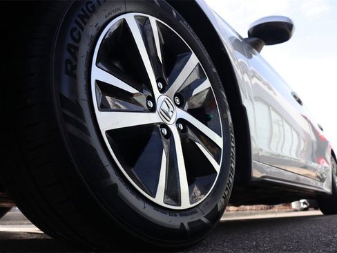 Used 2024 Honda Civic LX image 11