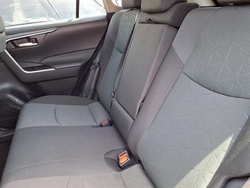 Used 2024 Toyota RAV4 XLE FWD image 6