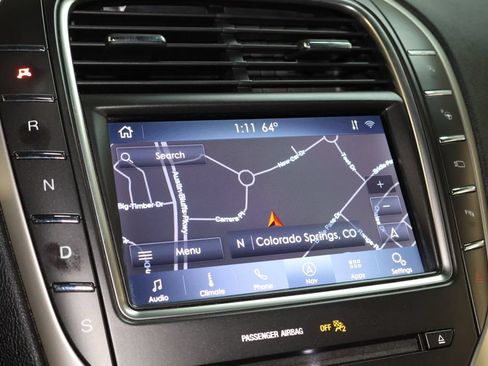 Used 2020 Lincoln Nautilus Reserve AWD/4WD image 35