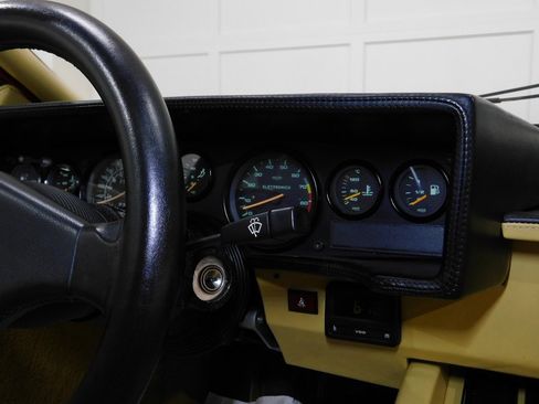 Used 1986 Lamborghini Countach Coupe image 55