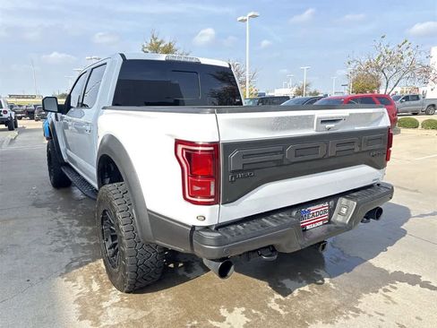 Used 2019 Ford F150 Raptor w/ Equipment Group 802A Luxury image 4