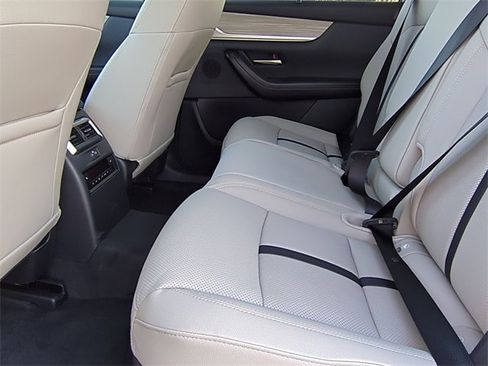 New 2026 MAZDA CX-90 3.3 Turbo w/ Preferred Package image 16