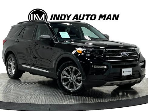 Used 2021 Ford Explorer XLT w/ Equipment Group 202A AWD/4WD image 2