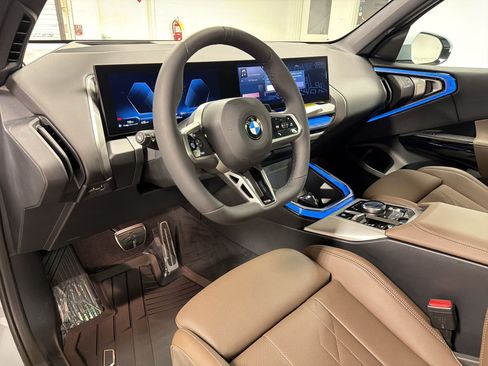 New 2026 BMW X3 xDrive30 w/ Premium Package AWD/4WD image 4
