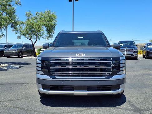 New 2026 Hyundai Palisade Calligraphy FWD image 2