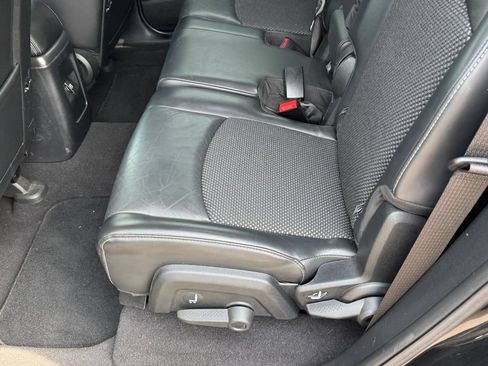 Used 2018 Dodge Journey Crossroad FWD image 9