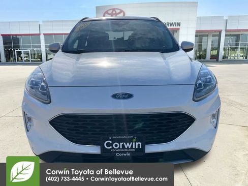 Used 2021 Ford Escape Titanium AWD/4WD image 8