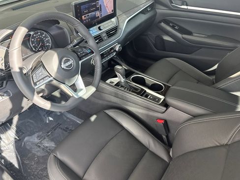 New 2025 Nissan Altima 2.5 SL image 8